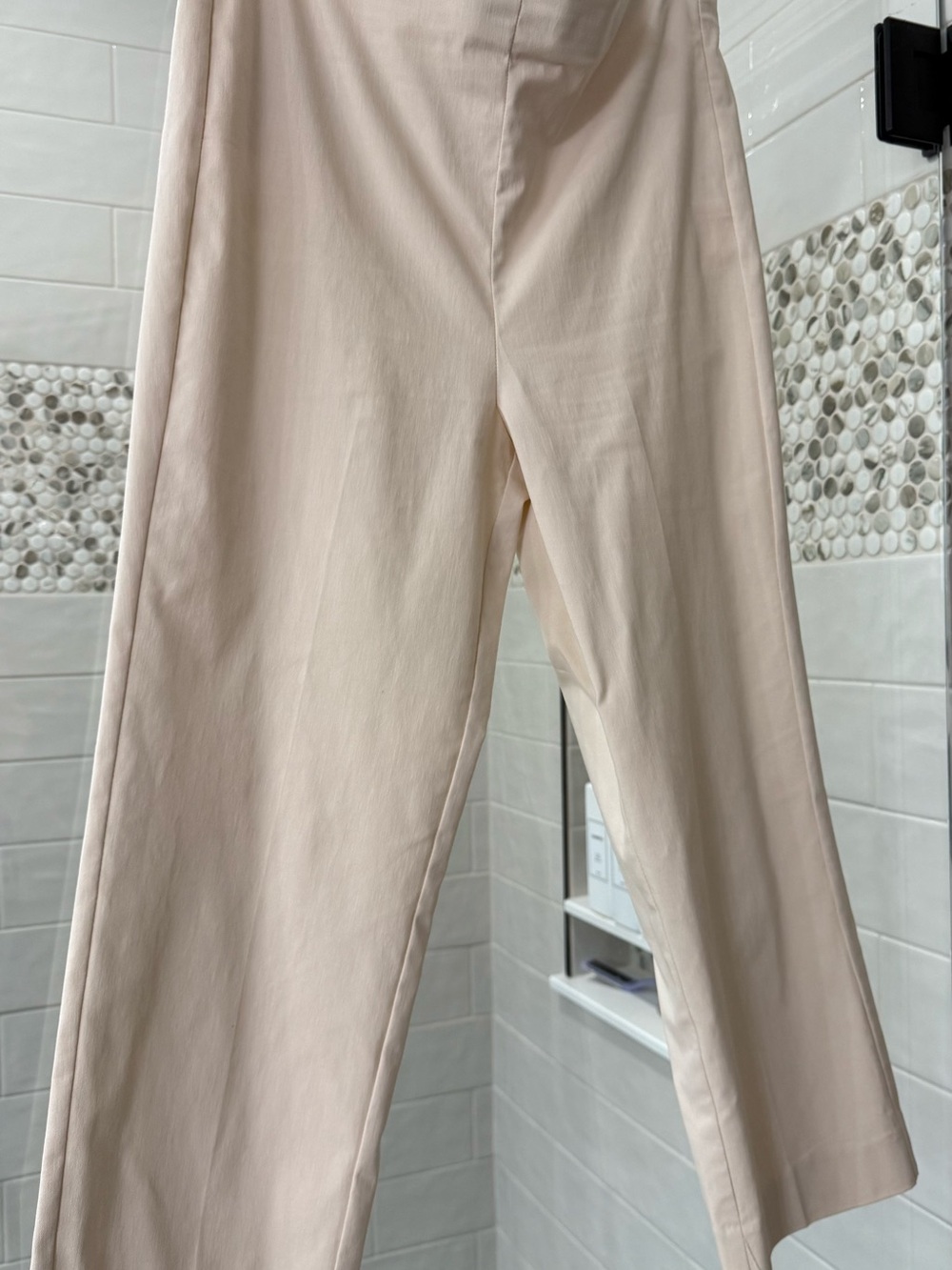 Chico's Light Cream Cropped Pants